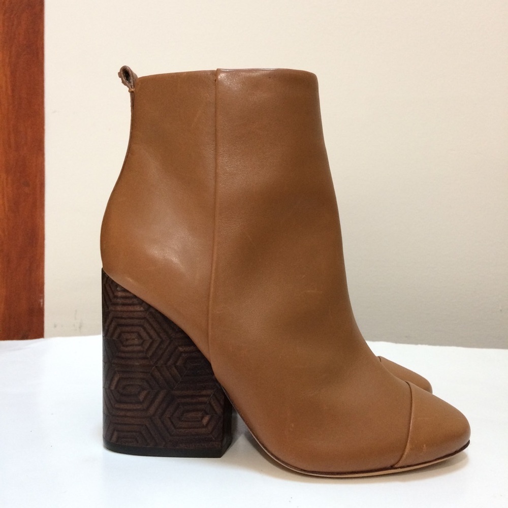 Tory Burch Grove Leather 100mm Block-Heel Bootie in Royal Tan